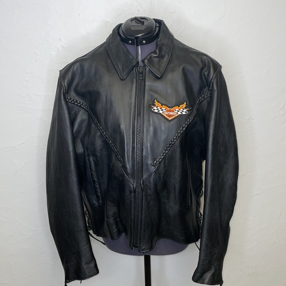 - Vintage Black Leather Biker/Motorcycle Jacket with Harley Davidson Patch - Picture 1 of 11